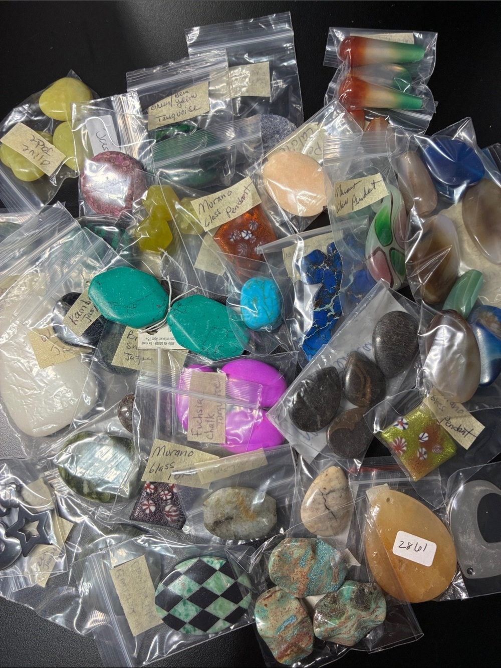 Lot of 50+ gemstone pendant beads and Murano glass pendants — Multicolor shapes